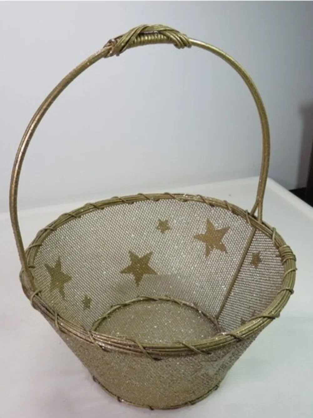 Champagne Gold Wire Mesh Star Basket Glitter Flower Girl Celestial Decor 10